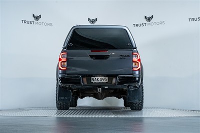 2020 Toyota Hilux - Thumbnail