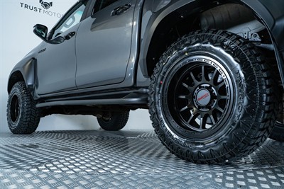 2020 Toyota Hilux - Thumbnail