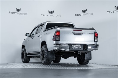 2019 Toyota Hilux - Thumbnail