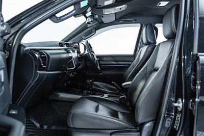 2023 Toyota Hilux - Thumbnail