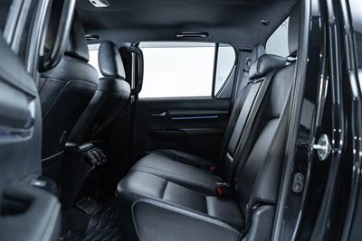 2023 Toyota Hilux - Thumbnail