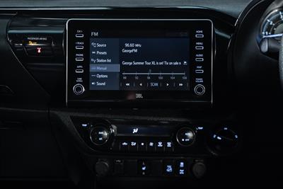 2023 Toyota Hilux - Thumbnail