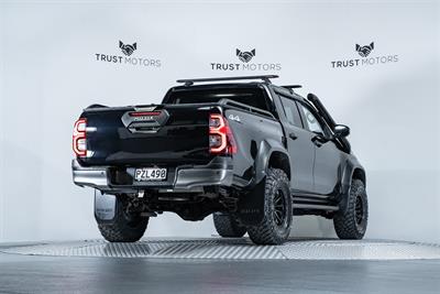 2023 Toyota Hilux - Thumbnail