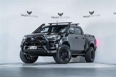 2023 Toyota Hilux - Thumbnail