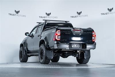 2023 Toyota Hilux - Thumbnail