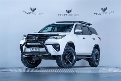 2016 Toyota Fortuner - Thumbnail