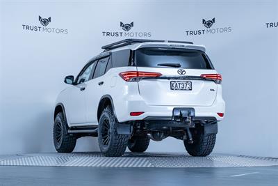 2016 Toyota Fortuner - Thumbnail