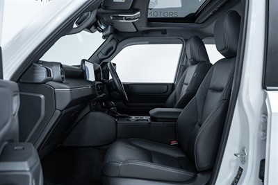 2025 Toyota Landcruiser Prado - Thumbnail