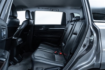 2018 Toyota Highlander - Thumbnail