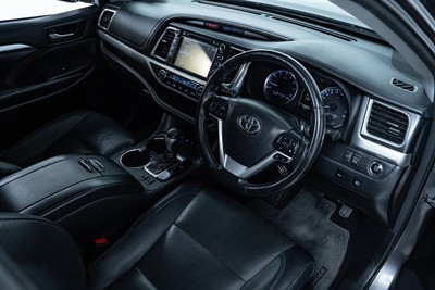 2018 Toyota Highlander - Thumbnail