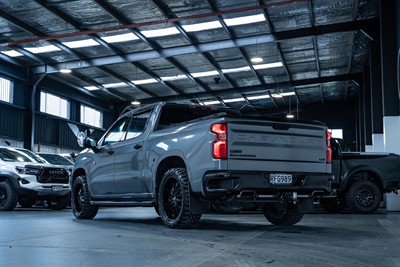 2022 Chevrolet Silverado - Thumbnail