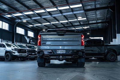 2022 Chevrolet Silverado - Thumbnail