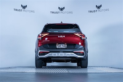 2022 Kia Sportage - Thumbnail
