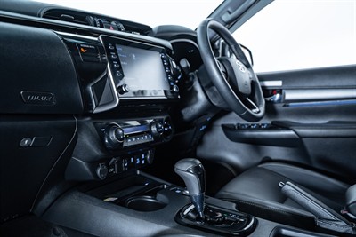 2024 Toyota Hilux - Thumbnail