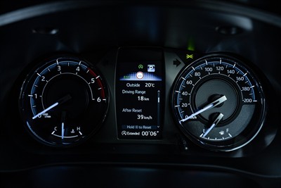 2024 Toyota Hilux - Thumbnail