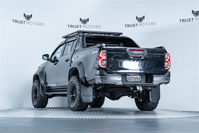 2024 Toyota Hilux - Thumbnail