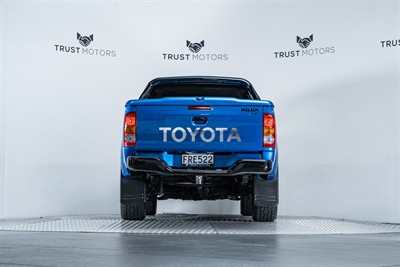 2010 Toyota Hilux - Thumbnail