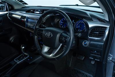 2017 Toyota Hilux - Thumbnail