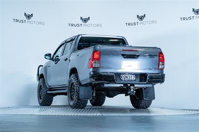 2017 Toyota Hilux - Thumbnail