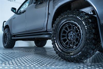 2017 Toyota Hilux - Thumbnail