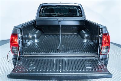 2017 Toyota Hilux - Thumbnail