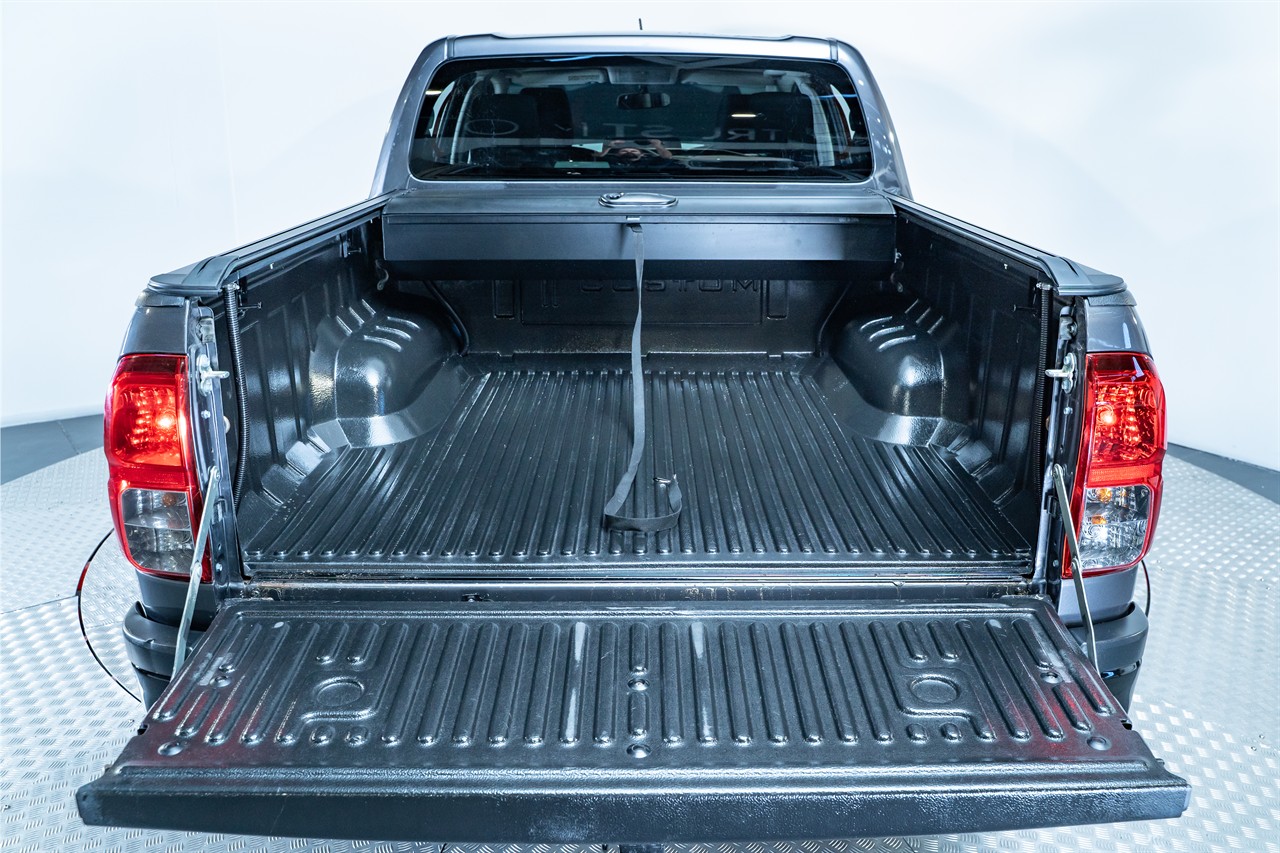 2017 Toyota Hilux