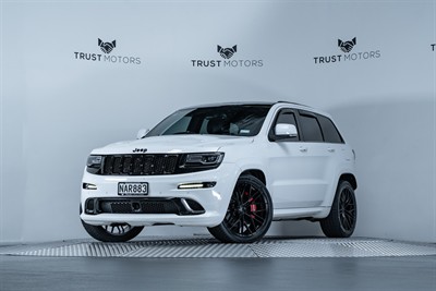2015 Jeep Grand Cherokee - Thumbnail