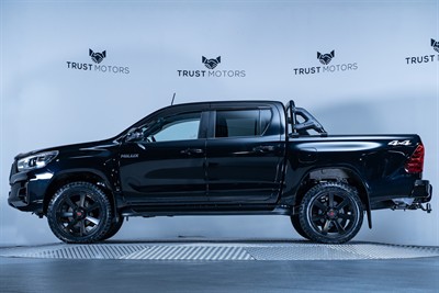 2018 Toyota Hilux - Thumbnail