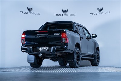 2018 Toyota Hilux - Thumbnail