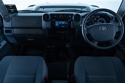 2022 Toyota Landcruiser - Thumbnail
