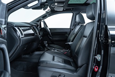 2022 Ford Everest - Thumbnail
