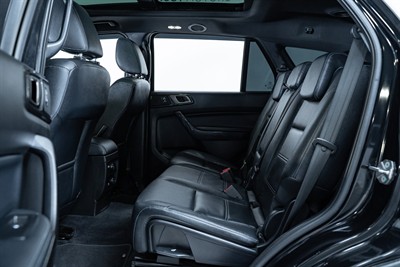 2022 Ford Everest - Thumbnail