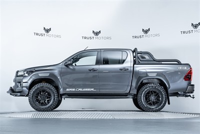 2021 Toyota Hilux - Thumbnail