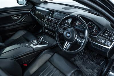 2014 BMW M5 - Thumbnail