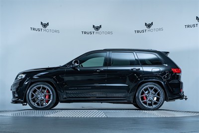 2018 Jeep Grand Cherokee - Thumbnail