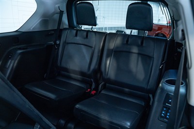2019 Toyota Landcruiser Prado - Thumbnail