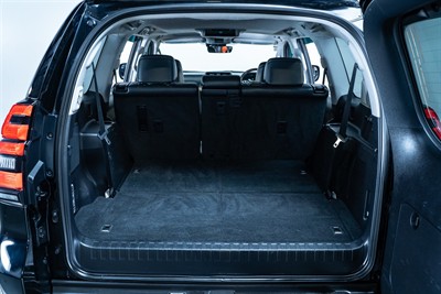 2019 Toyota Landcruiser Prado - Thumbnail