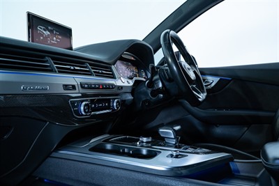 2018 Audi SQ7 - Thumbnail