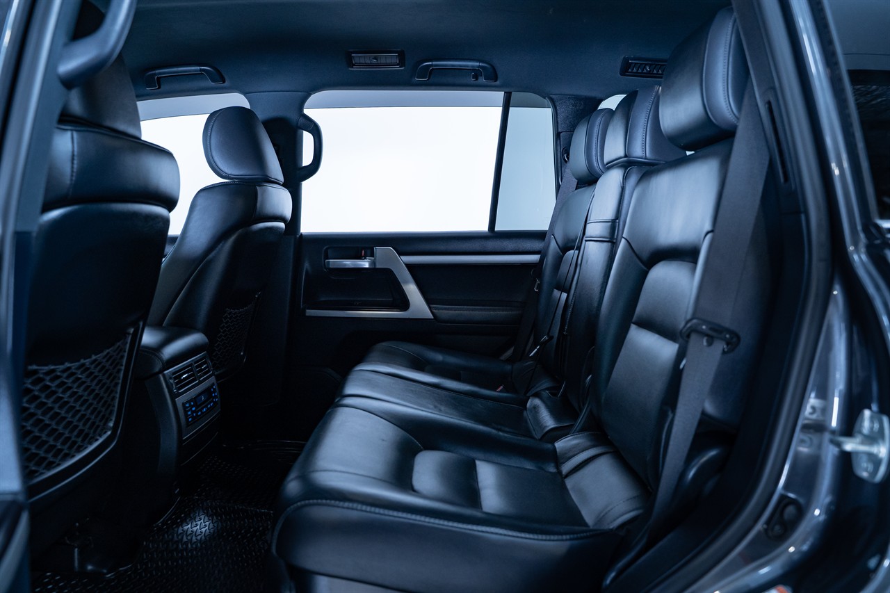 2019 Toyota Landcruiser