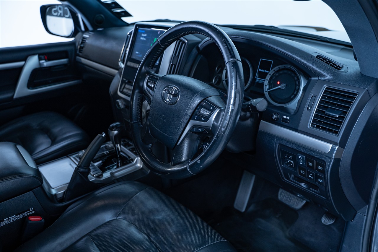 2019 Toyota Landcruiser