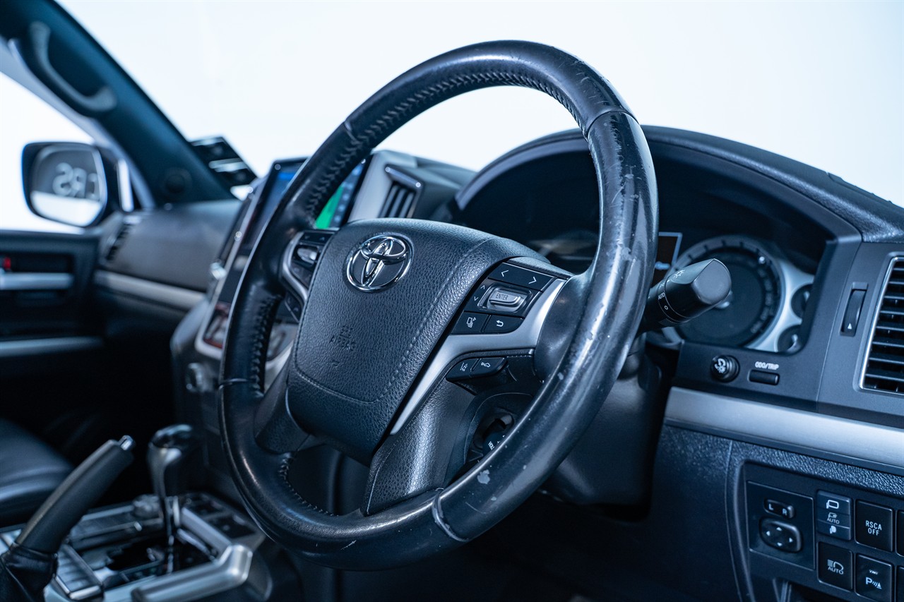 2019 Toyota Landcruiser