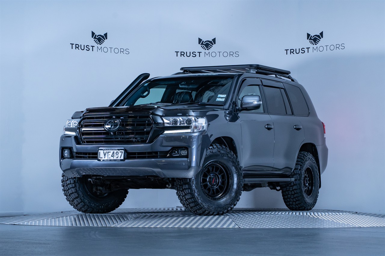 2019 Toyota Landcruiser