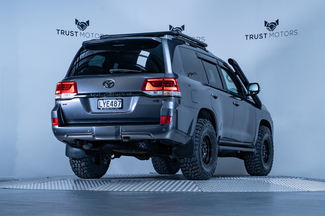 2019 Toyota Landcruiser
