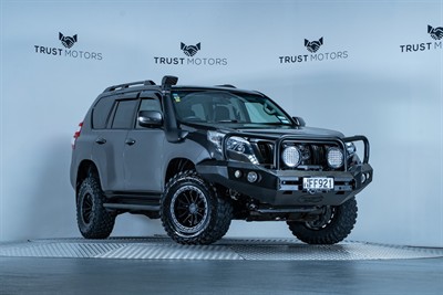 2014 Toyota Landcruiser Prado - Thumbnail