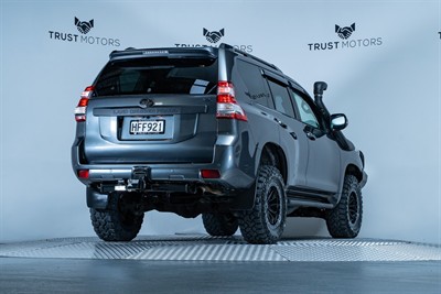 2014 Toyota Landcruiser Prado - Thumbnail