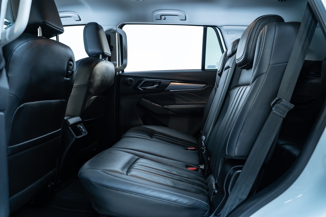 2022 Isuzu MU-X
