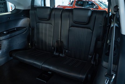 2022 Isuzu MU-X - Thumbnail