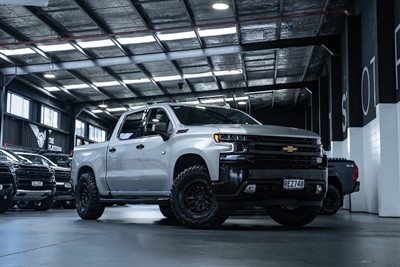 2022 Chevrolet Silverado - Thumbnail