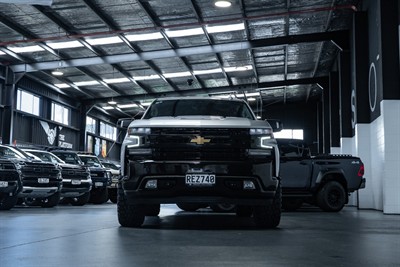 2022 Chevrolet Silverado - Thumbnail