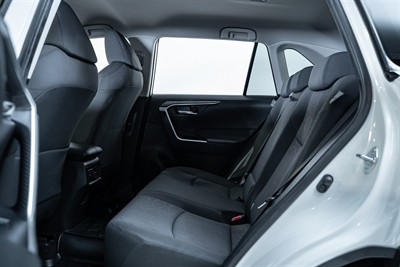 2020 Toyota Rav4 - Thumbnail